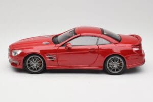 Mercedes AMG SL 63 R231 Piros Maisto 1:18 36199 Fém – 4. kép a 8-ből