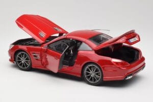 Mercedes AMG SL 63 R231 Piros Maisto 1:18 36199 Fém – 5. kép a 8-ből