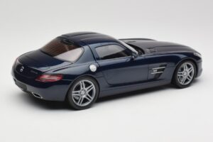 Mercedes SLS AMG C197 Blue Metallic Minichamps 1:18 180039021 Fém – 3. kép a 8-ből