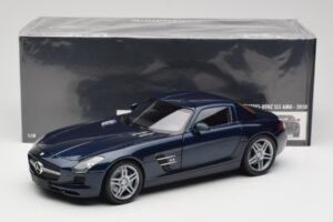 Mercedes SLS AMG C197 Blue Metallic Minichamps 1:18 180039021 Fém – 8. kép a 8-ből