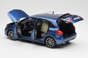 Mercedes B-Class W246 Lotus Kék Metál Norev 1:18 B66961410 Fém – 5. kép a 8-ből