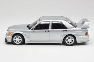 Mercedes 190E W201 2.5-16 EVO 2 Astral Ezüst Metallic Minichamps 1:18 155036101 Fém – 3. kép a 6-ből