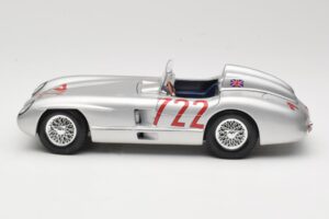 Mercedes 300 SLR W196S #722 S. Moss / D. Jenkinson Mille Miglia Winner 1955 Maisto 1:18 536887 Fém – 4. kép a 8-ből