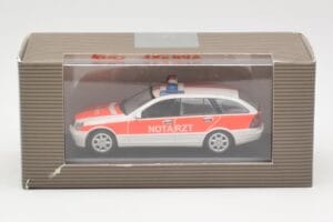 Mercedes C-Class S203 Notarzt Minichamps 1:43 430030190 Fém – 4. kép a 4-ből