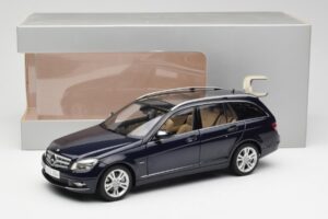 Mercedes C-Class S204 T-Modell Tanzanite Kék AUTOart 1:18 B66962352 Fém – 8. kép a 8-ből
