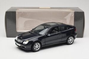 Mercedes C-Class Sports Coupe CL203 Kék Maisto 1:18 B66962124 Fém – 8. kép a 8-ből