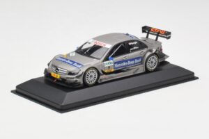 Mercedes C-Class W204 #9 B. Spengler DTM 2009 Minichamps 1:43 400093909 Fém – 2. kép a 4-ből