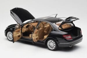Mercedes C-Class W204 Obsidian Fekete AUTOart 1:18 B66962365 Fém – 5. kép a 8-ből