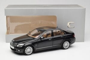 Mercedes C-Class W204 Obsidian Fekete AUTOart 1:18 B66962365 Fém – 8. kép a 8-ből