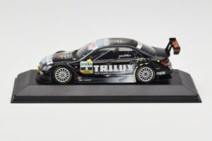 Mercedes C-Class W204 #4 Team AMG Mercedes R. Schumacher DTM 2009 Minichamps 1:43 400093904 Fém