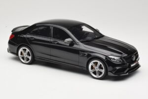 Mercedes C-Class W205 Brabus 650 Fekete GT Spirit 1:18 GT132 Gyanta – 4. kép a 6-ből