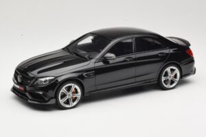 Mercedes C-Class W205 Brabus 650 Fekete GT Spirit 1:18 GT132 Gyanta