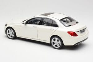 Mercedes C-Class W205 Diamond Fehér Metál Norev 1:18 B66960256 Fém – 7. kép a 8-ből