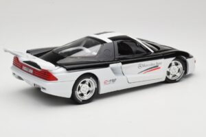 Mercedes C112 Sport Fehér & Fekete Guiloy 1:18 68521 Fém – 3. kép a 8-ből
