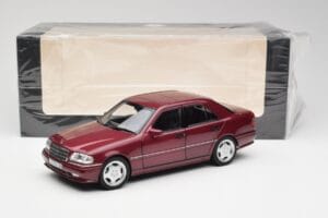 Mercedes AMG C36 W202 Almandine Piros Norev 1:18 B66040706 Fém – 8. kép a 8-ből