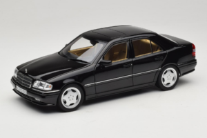 Mercedes C36 AMG W202 Obsidian Black Metallic Norev 1:18 183381 Fém
