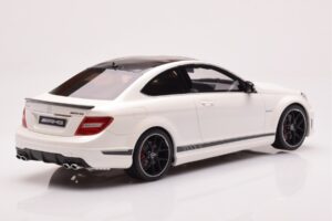 Mercedes AMG C63 W204 Edition 507 Fehér GT Spirit 1:18 GT899 Gyanta – 2. kép a 6-ből