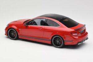 Mercedes AMG C63 W204 Edition 507 Piros GT Spirit 1:18 GT920 Gyanta – 4. kép a 5-ből