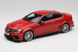 Mercedes AMG C63 W204 Piros 2nd Choice GT Spirit 1:18 GT065-D1 Gyanta