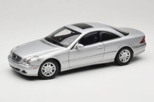 Mercedes CL 500 C215 Ezüst AUTOart 1:18 B66962152 Fém