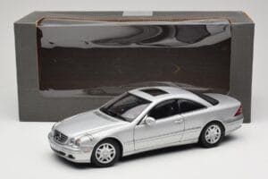 Mercedes CL 500 C215 Ezüst AUTOart 1:18 B66962152 Fém – 8. kép a 8-ből