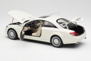 Mercedes CL500 C216 Calcit Fehér AUTOart 1:18 B66962341 Fém – 5. kép a 8-ből