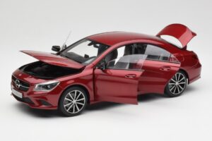 Mercedes CLA C117 Designo Patagonia Piros Metál Norev 1:18 B66960131 Fém – 2. kép a 8-ből