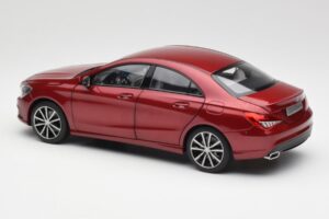 Mercedes CLA C117 Designo Patagonia Piros Metál Norev 1:18 B66960131 Fém – 7. kép a 8-ből
