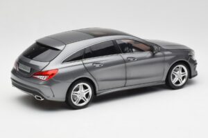 Mercedes CLA C117 Mountain Szürke Norev 1:18 B66960351 Fém – 3. kép a 8-ből