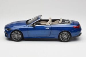 Mercedes CLE Kabrió A236 Kék Norev 1:18 B66960653 Fém – 5. kép a 9-ből