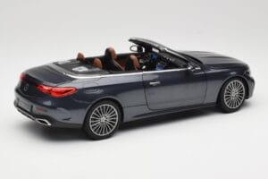 Mercedes CLE Kabrió A236 Sötétszürke Norev 1:18 B66960654 Fém – 4. kép a 9-ből