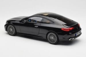 Mercedes CLE C236 Coupe Obsidian Fekete Metál Norev 1:18 183937 Fém – 7. kép a 8-ből