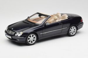 Mercedes CLK 500 W209 Kabrió Sötétkék Metál Kyosho 1:18 B66962174 Fém