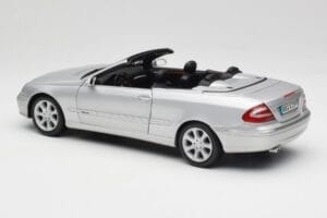 Mercedes CLK 500 Kabrió Elegance A209 Ezüst Kyosho 1:18 B66962172 Fém – 7. kép a 8-ből