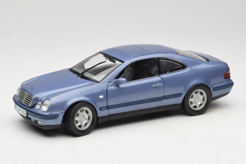Mercedes CLK C208 Lila Anson 1:18 30330 Fém