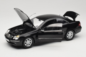 Mercedes CLK C209 Black Metallic Kyosho 1:18 B66962149 Fém – 2. kép a 8-ből