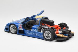 Mercedes CLK GTR #12 Original Teile FIA GT 1999 Maisto 1:18 56036 Fém – 4. kép a 7-ből