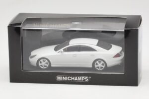 Mercedes CLS-Class C219 Linea Fehér Minichamps 1:43 436034300 Fém – 4. kép a 4-ből