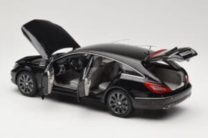 Mercedes CLS Shooting Brake X218 Obsidian Black Norev 1:18 B66960115 Fém – 5. kép a 8-ből