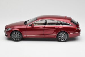 Mercedes CLS Shooting Brake X218 Thulite Piros Norev 1:18 B66960116 Fém – 4. kép a 8-ből