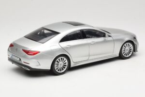 Mercedes CLS C257 Ezüst Norev 1:18 183489 Fém – 3. kép a 8-ből
