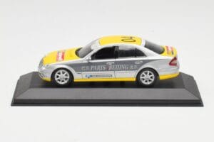 Mercedes E-Class W211 #4 Team ADAC Paris-Beijing 2006 Replacement Box Minichamps 1:43 B66962260-R Fém