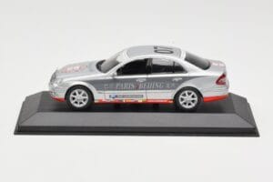 Mercedes E-Class W211 #7 Team AutoBild Paris-Beijing 2006 Replacement Box Minichamps 1:43 MB001 Fém