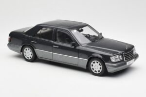 Mercedes E320 W124 Nautik Kék Metál Dealer Edition AUTOart 1:18 B66040508 Fém – 6. kép a 8-ből