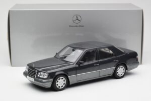 Mercedes E320 W124 Nautik Kék Metál Dealer Edition AUTOart 1:18 B66040508 Fém – 8. kép a 8-ből