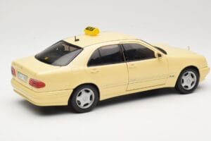 Mercedes E320 W210 Taxi Sun Star 1:18 1160 Fém – 3. kép a 8-ből