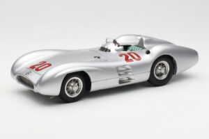 Mercedes W196 Streamliner #20 K. Kling French GP 1954 CMC 1:18 M-128B Fém