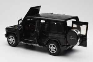 Mercedes G 500 W463 Fekete Dealer Edition AUTOart 1:18 B66962143 Fém – 5. kép a 8-ből