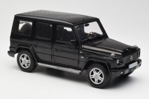 Mercedes G 500 W463 Fekete Dealer Edition AUTOart 1:18 B66962143 Fém – 6. kép a 8-ből
