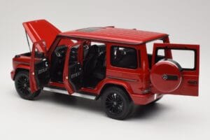 Mercedes G 500 W463 Piros Minichamps 1:18 110037101 Fém – 5. kép a 8-ből